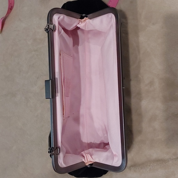Mary Kay 90s Evening Bag Black Velvet Clutch Vintage Handbag Pink Inside - Picture 12 of 16